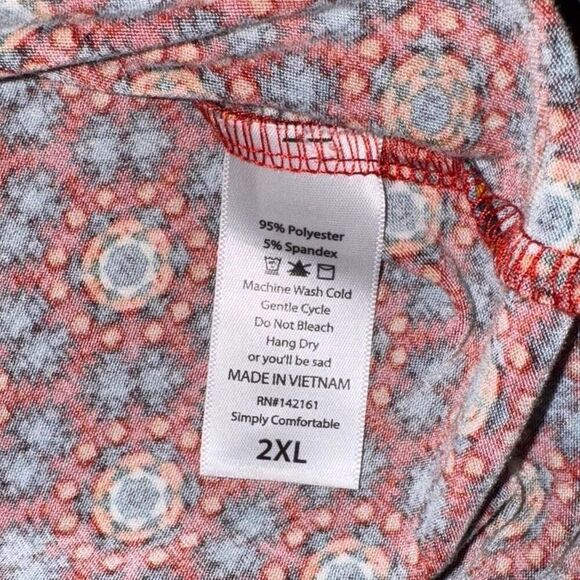 Lularoe "Randy" Baseball Style, Quarter Sleeve, Colorblock T-Shirt - Picture 7 of 8